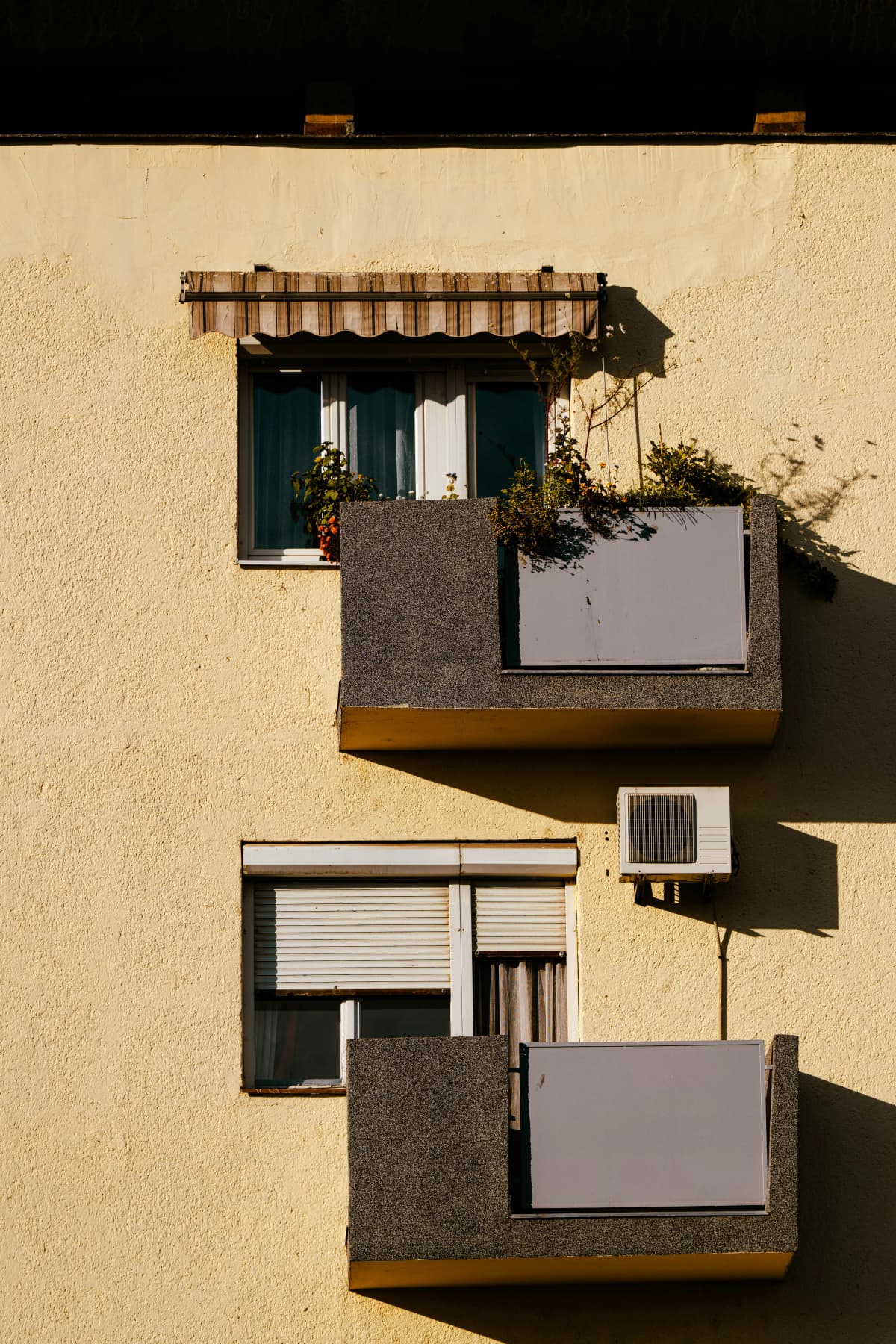 Outdoor Living with Textured Paint®