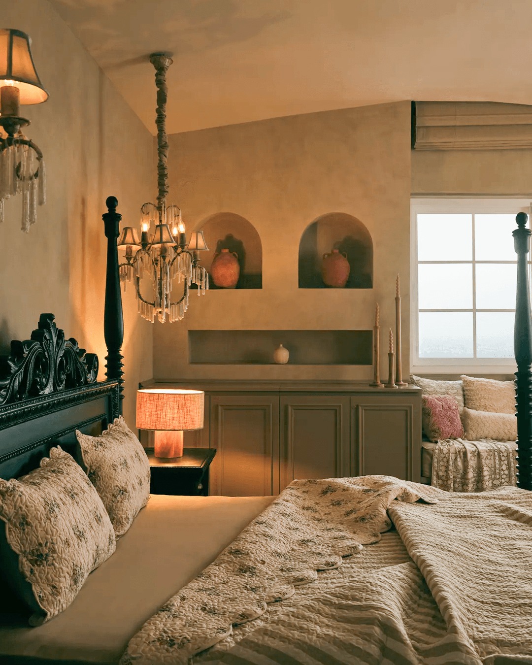 Modern bedroom with Textured Paint®